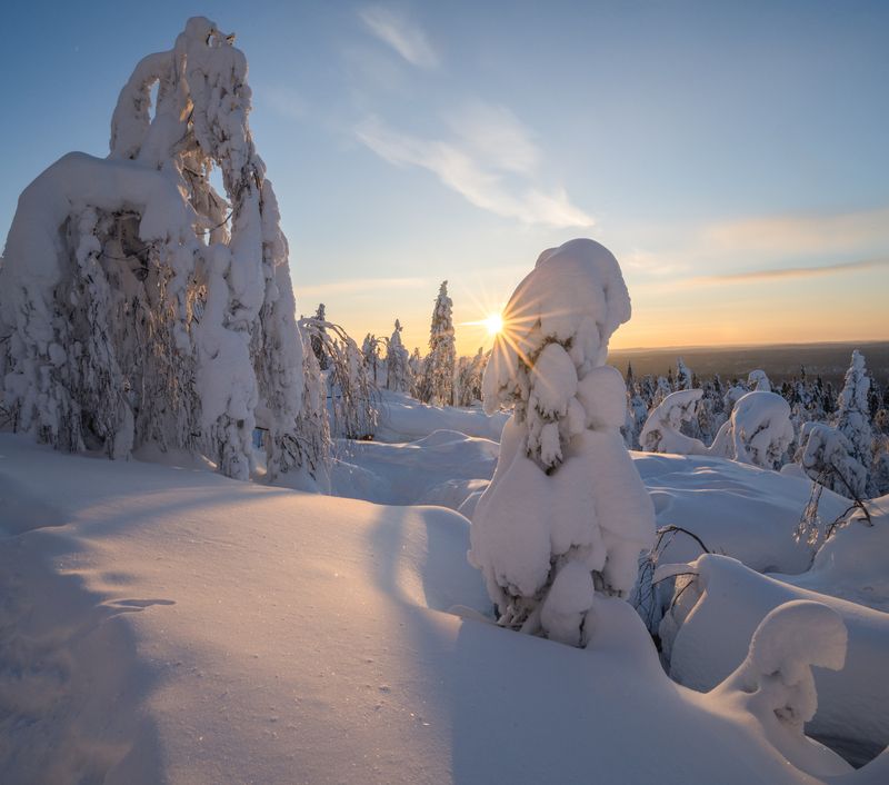 Лучи заката в Каменном городеphoto preview