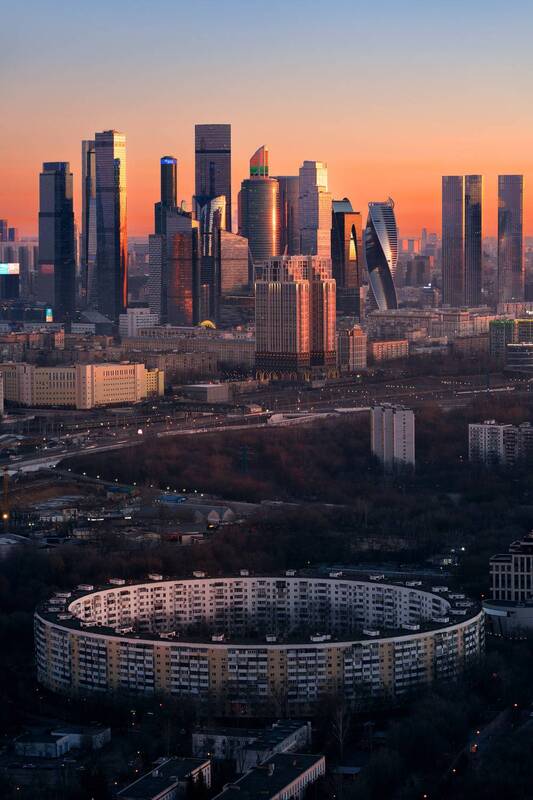 москва, рассвет, круглый дом, зима, солнце, сити Морозный рассветphoto preview