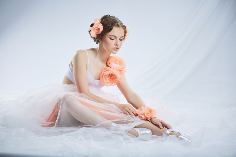 Балерина, Высокий ключ, Девочка в пуантах, Портрет девушки, Пуанты Софияphoto preview