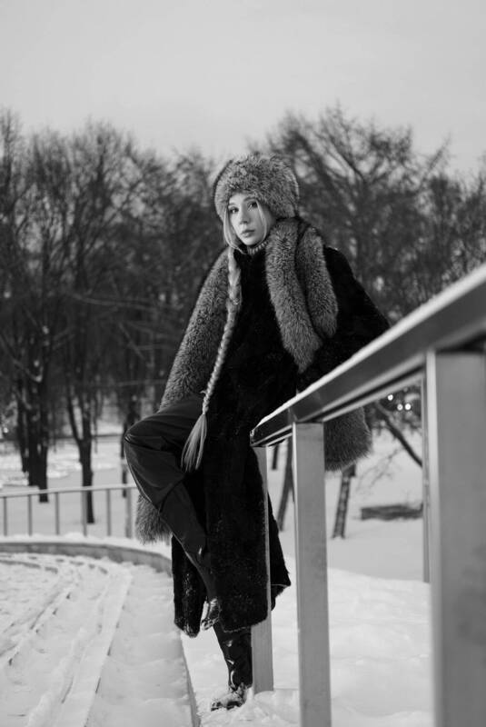 Яна фото превью