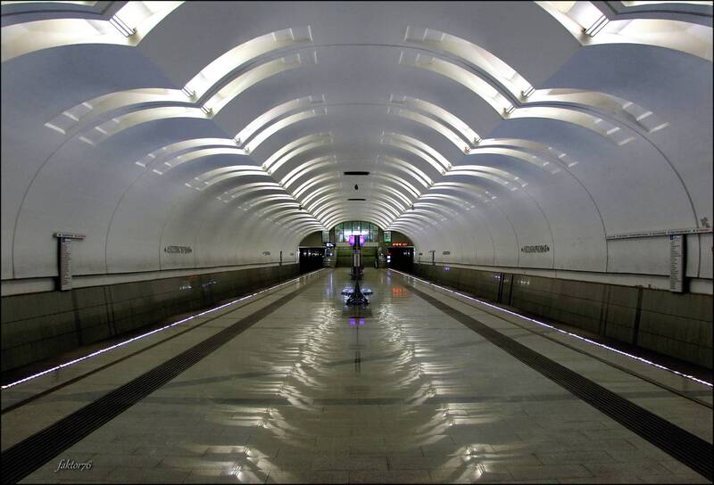 метро, москва, архитектура, транспорт, город, подземка станция метро Лесопарковая. Москваphoto preview