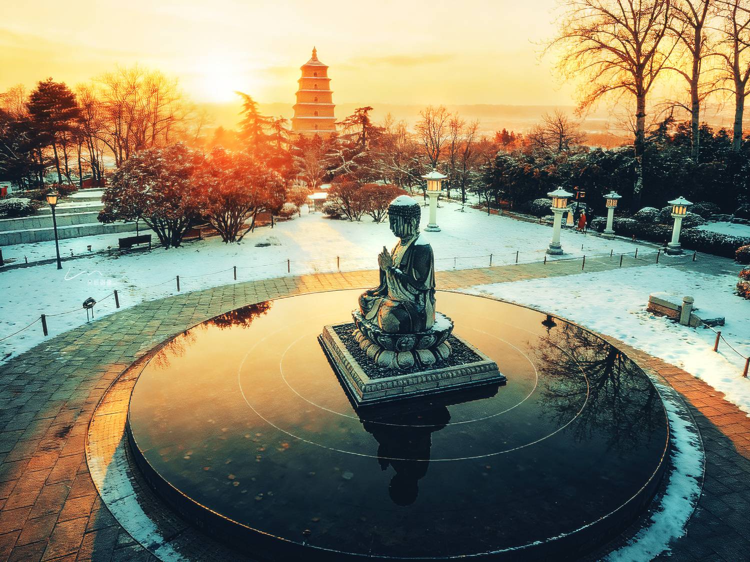 慈恩寺遗址公园, 吴 微雨墨烟鸿