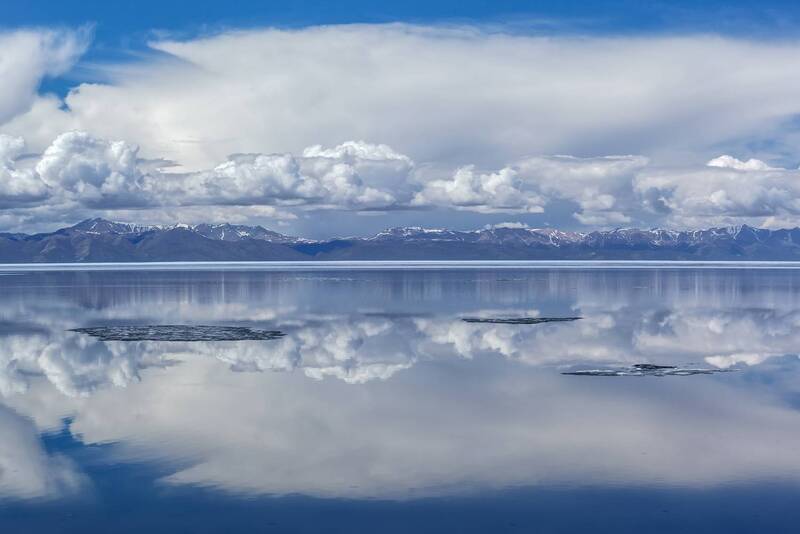 монголия, хубсугул, озеро хубсугул, вода, облака, отражение Уходящий лед Хубсугула фото превью