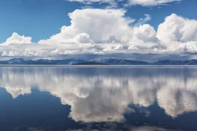 монголия, хубсугул, озеро хубсугул, вода, облака, отражение Хубсугул. Облака, дождь и синее, синее небо. фото превью