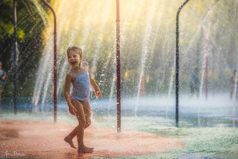 people Splashphoto preview