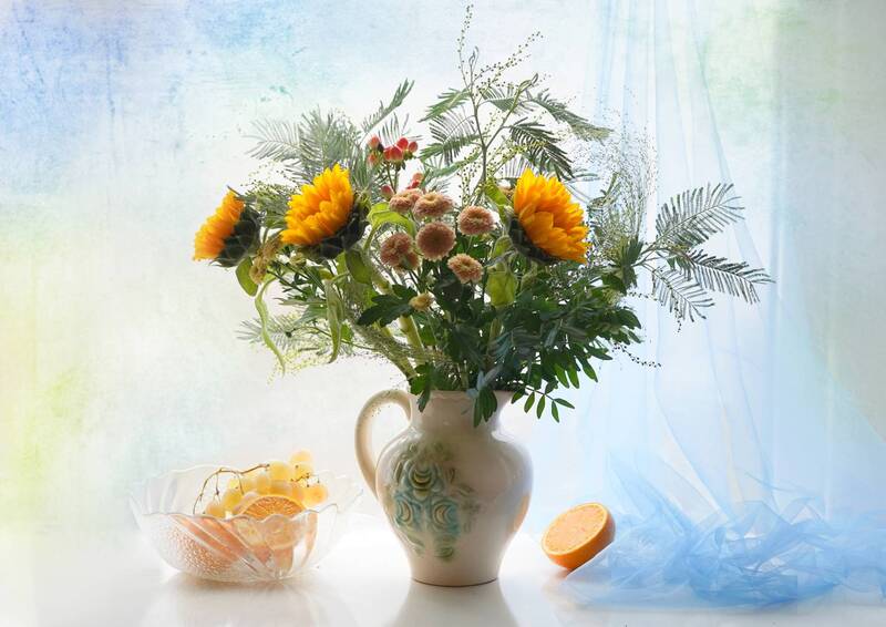 С цветами на окнеphoto preview