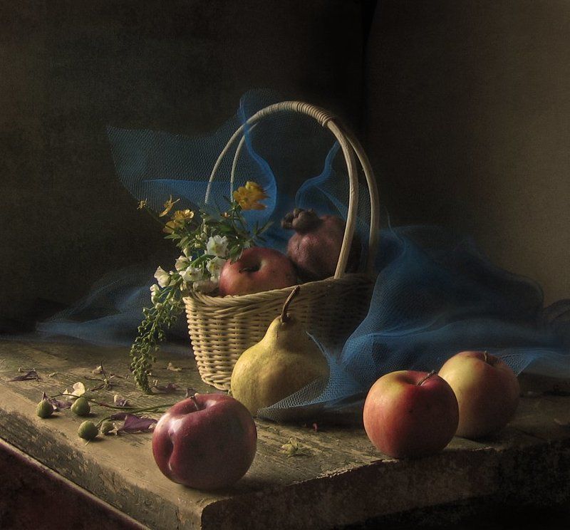 Груша, Корзинка, Натюрморт, Фотография, Фотонатюрморт, Цветы, Яблоки photo preview
