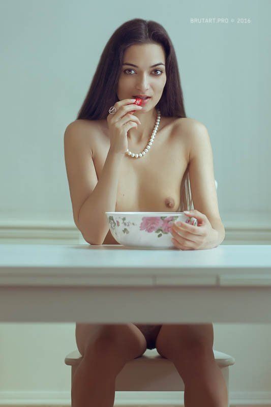 лето в Париже)photo preview