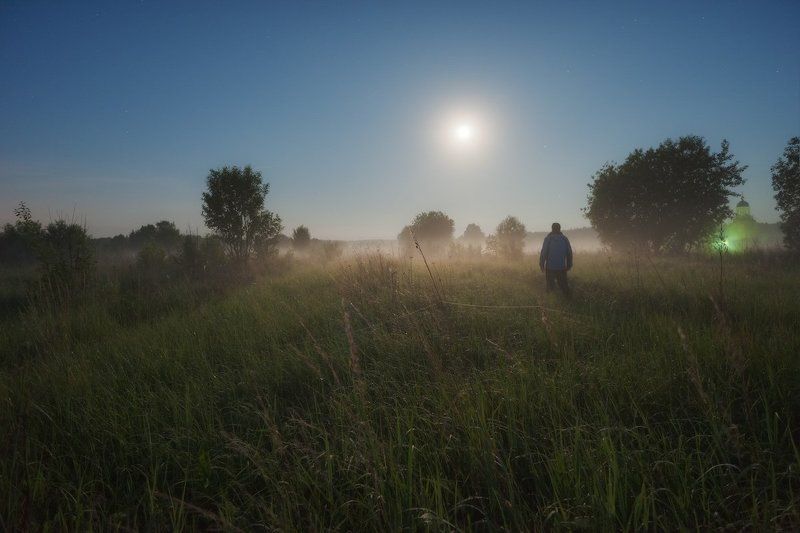белые ночи, лето, луна, спасс косица, туман, подмосковье, серебристые облака Путешествие в ночном тумане...photo preview
