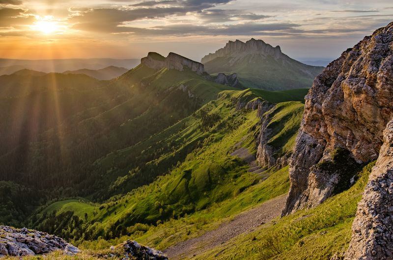 Тхач, горы, Адыгея, закат, облака Летняя сказкаphoto preview