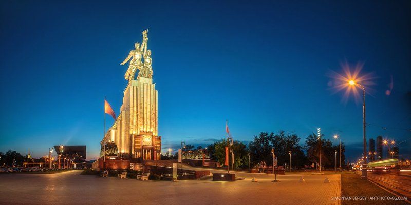 Рабочий и Колхозницаphoto preview