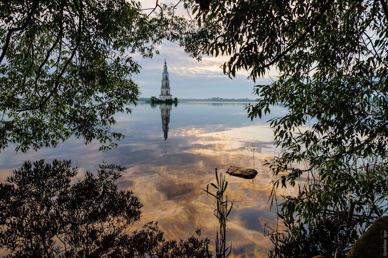 архитектура, вода, водохранилище, волга, затопленная, калязин, колокольня, небо, отражения, пейзаж, рассвет, река, россия, русский, утро, храм, церковь Калязинphoto preview