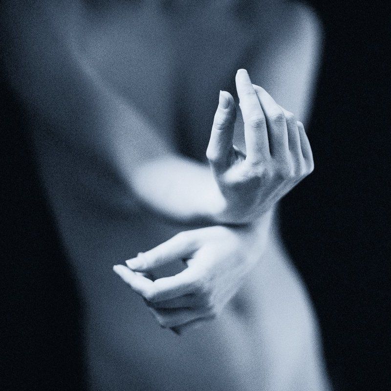 Hands in Frontphoto preview