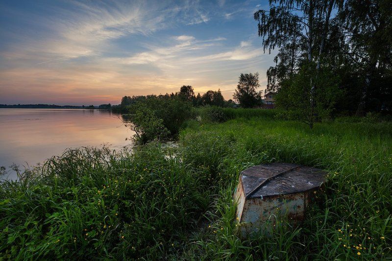 Вдоль берегаphoto preview