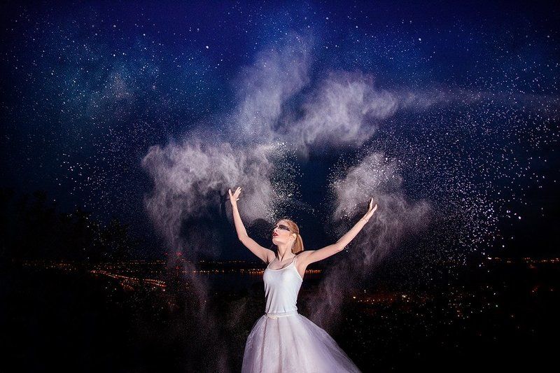 Звездное небо, Звезды, Мука, Ночная съемка, Съемка с мукой на улице Рассыпая звездыphoto preview