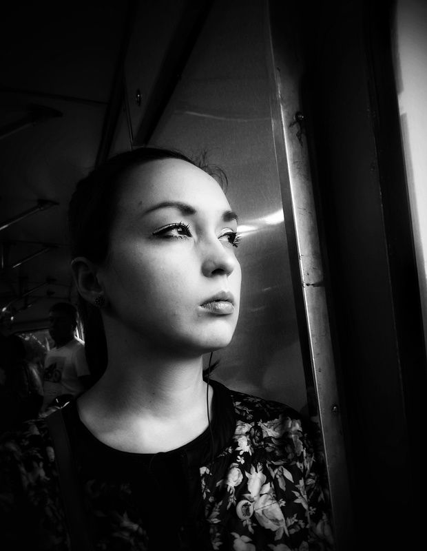 в метро фото превью