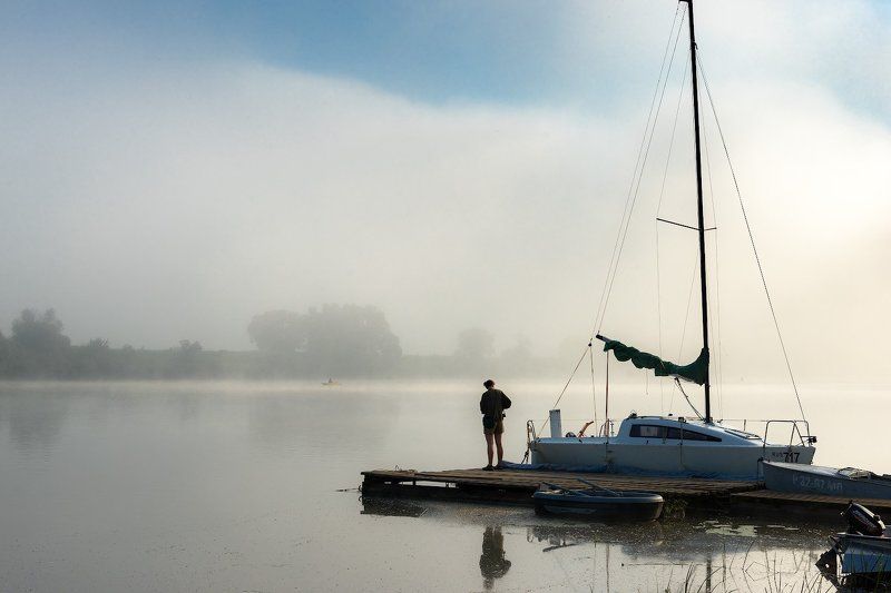 Рассвет, туман, река Туманное утроphoto preview