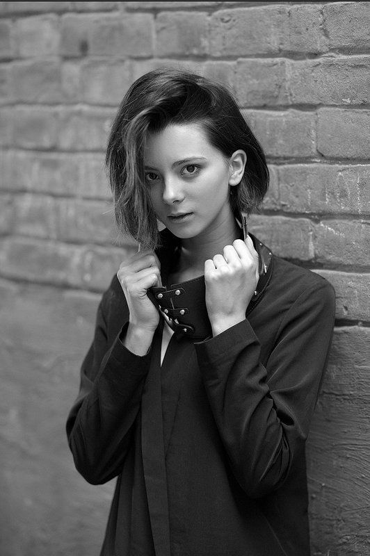 девушка , улица , портрет , monohrom ,  Настяphoto preview