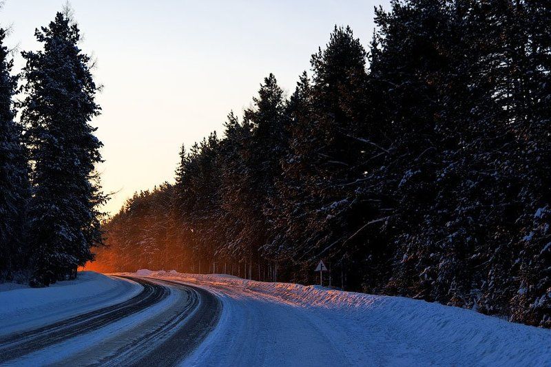 зима, урал, 2010, дорога Рассвет за поворотомphoto preview
