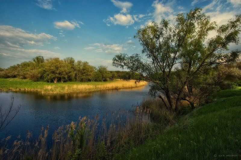 Весна, утро, речка.photo preview