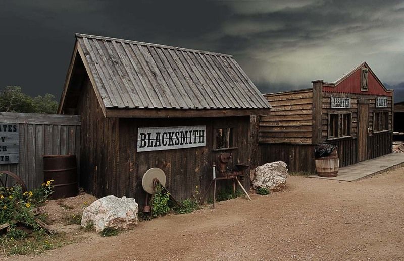 деревня,запад,дома,горы,небо Где то на диком западеphoto preview