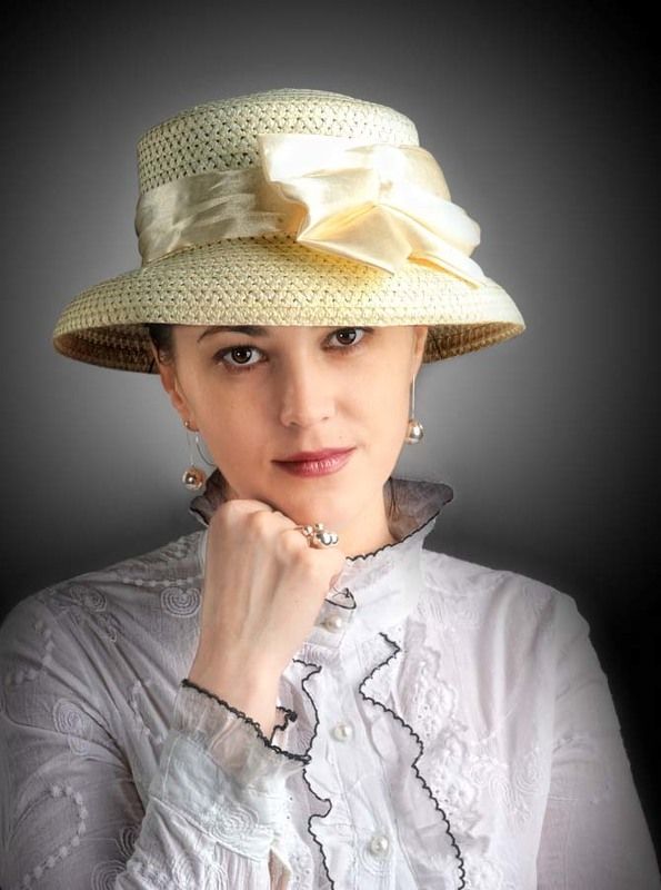 девушка Мать внучек моих!photo preview