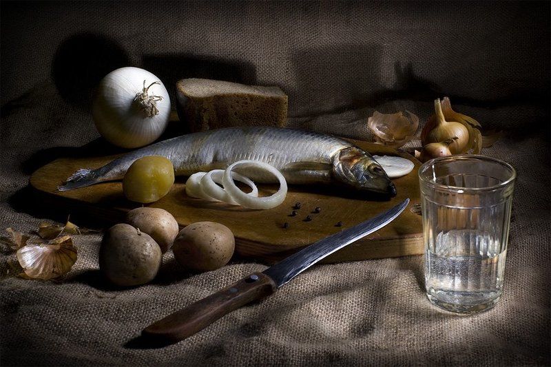 картошечка, селедочка, лучок и водочка Снедьphoto preview