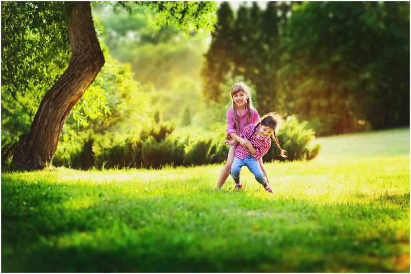 дети девочки  Сестренкиphoto preview