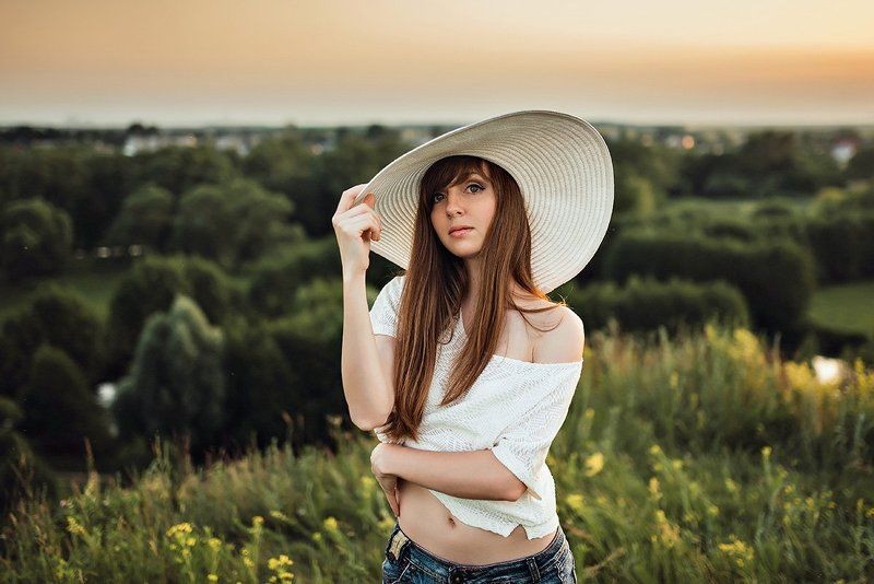 35мм, Вечер, Горы, Девушка, Закат, Портрет, Портрет девушки, Шляпа Катяphoto preview