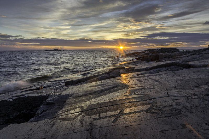 2016, d3100, nikon, бесов нос, дикая природа россии, закат, июль, карелия, лето, озеро, онего, онежское озеро, пейзаж, природа, путешествие, республика карелия, россия Мыс Бесов Нос фото превью