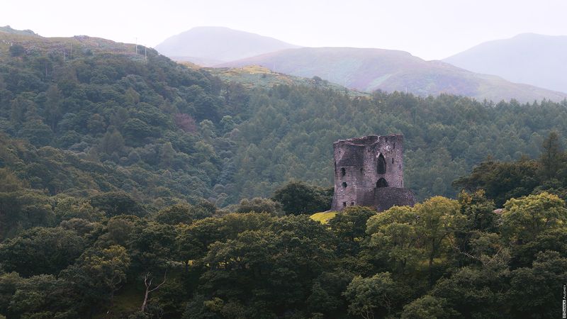 Замок Dolbadarn. Север Уэльса.photo preview