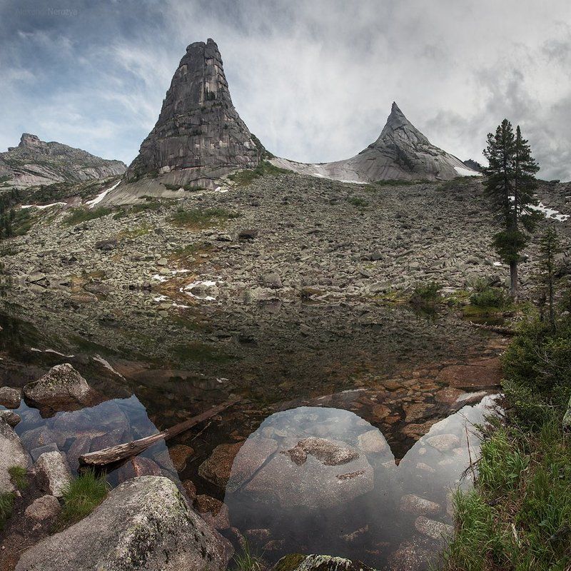 ергаки, саяны, сибирь, россия, закат, озеро, художников, каменный остров, горы, пейзаж Парабола в квадратеphoto preview