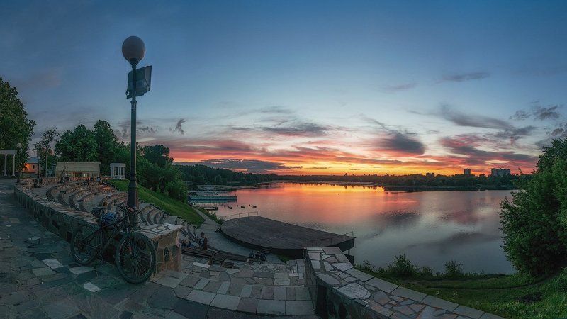 Амфитеатр Долгопрудный сцена закат вело велосипед подмосковье мо Амфитеатр в Долгопрудном фото превью