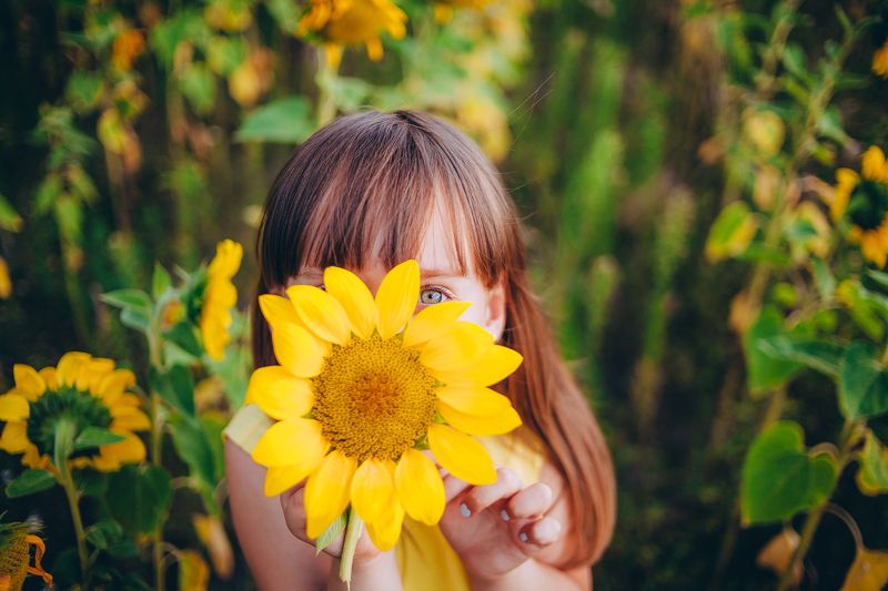 девушка За солнцемphoto preview