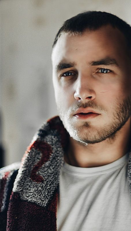 Автопортрет photo preview