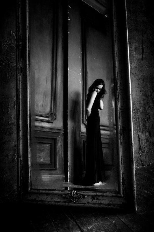 lidia model portrait natural light  photo preview