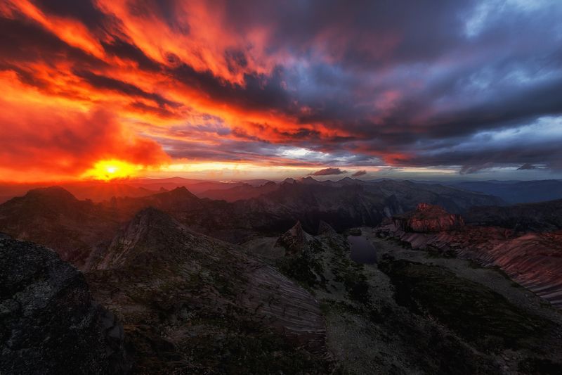 Закат,  панорама, ергаки, пейзаж, природа Красное по синемуphoto preview