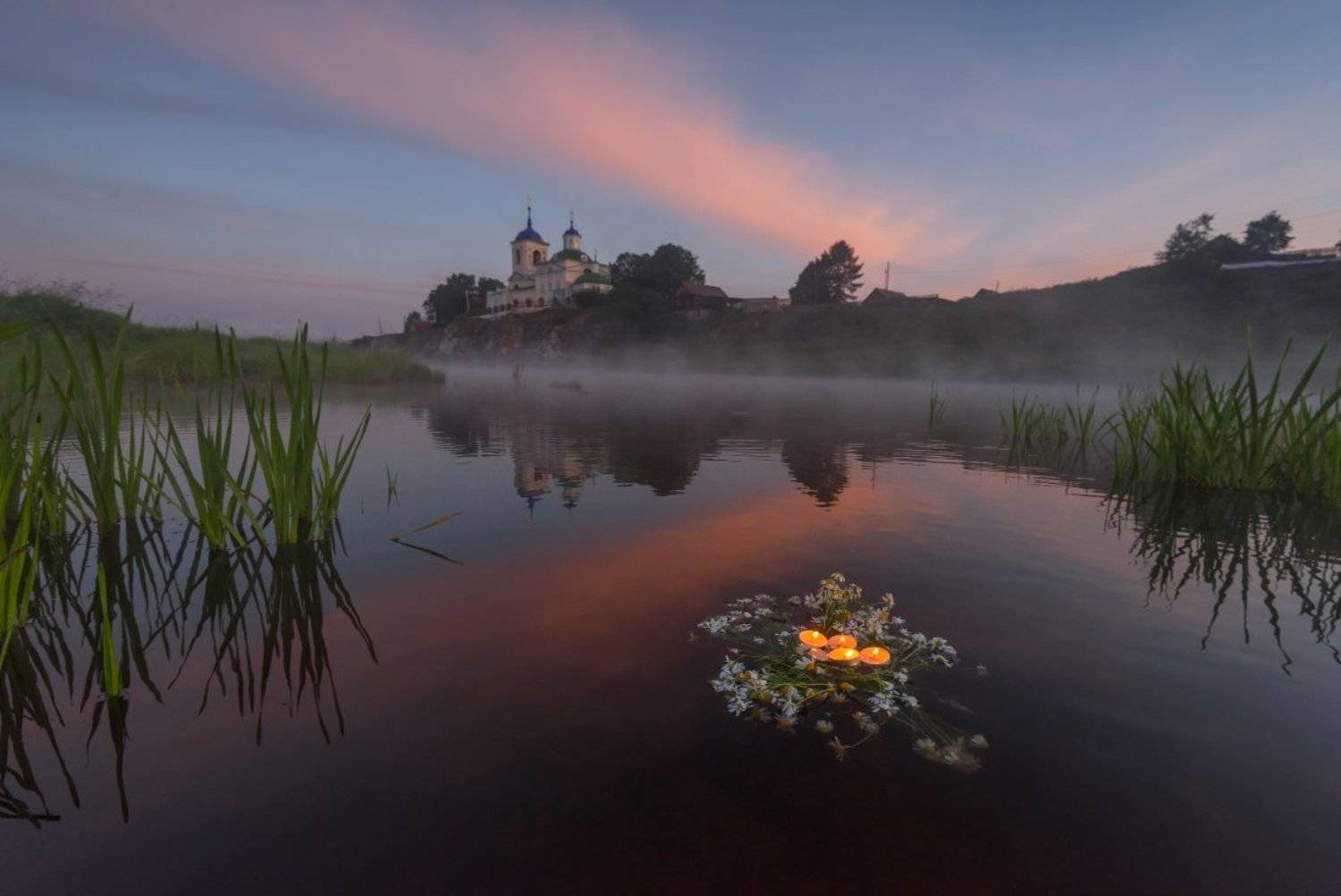 Летний пейзаж, Отражение, Пейзаж, Рассвет, Река, Россия, Русский пейзаж, Средний урал, Туман, Урал, Церковь, Чусовая, Вадим Балакин