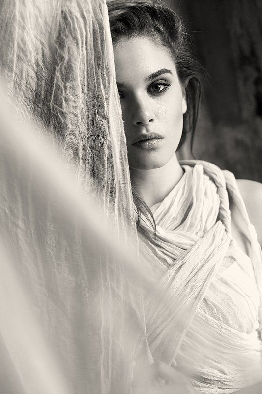 UYK - 726photo preview