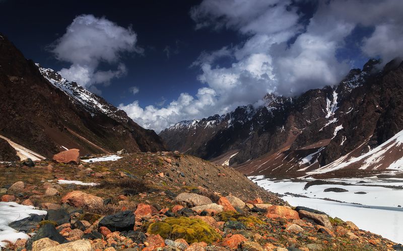 казахстан, алматы, талгар, горы Спуск в Средний Талгарphoto preview