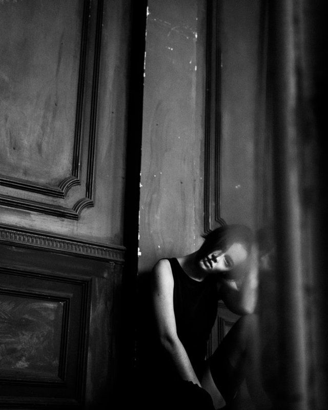 lidia model portrait natural light  photo preview