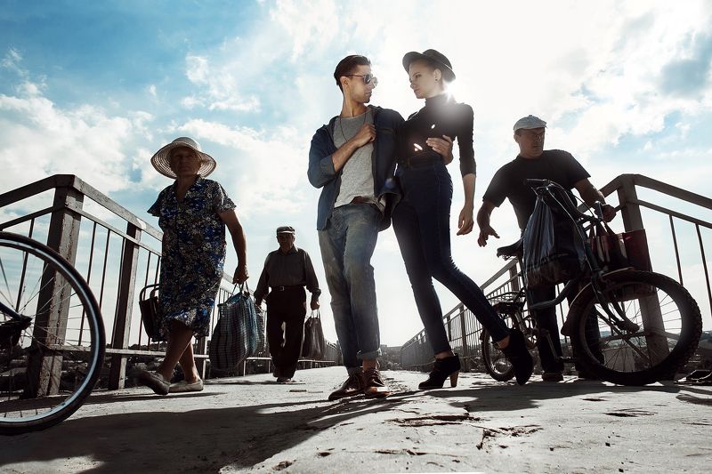 люди,парень,девушка,небо,любовь,солнце,свет,широкий угол Динамика чувств photo preview