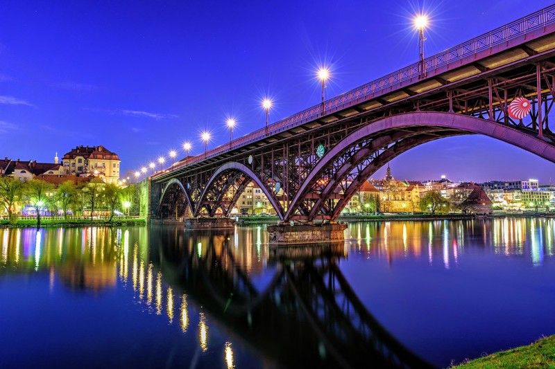 мост, архитектура,словения Старый мост в Мариборе, Словения. photo preview