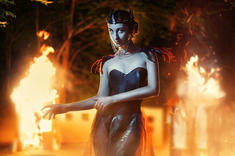 Gothic Queenphoto preview