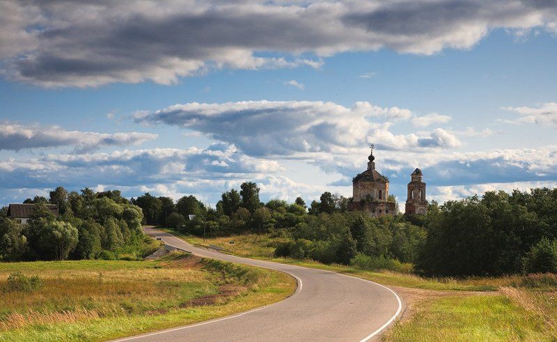 пейзаж,церковь Дорогаphoto preview