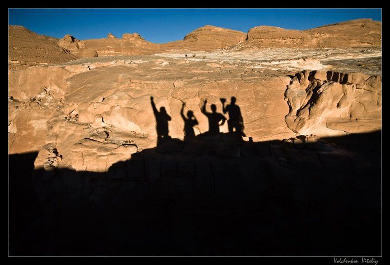 фото тени изчезают в полдень...photo preview