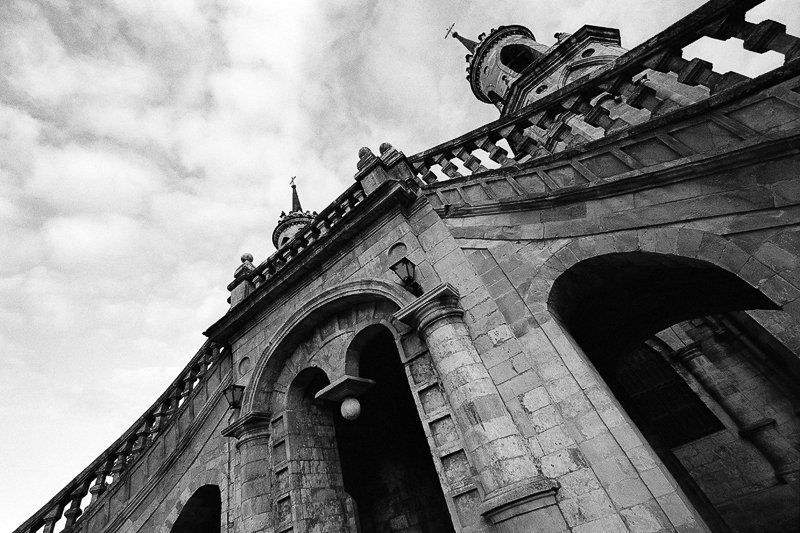 псевдоготика, церковь, архитектура, готика, пленка Gothicphoto preview