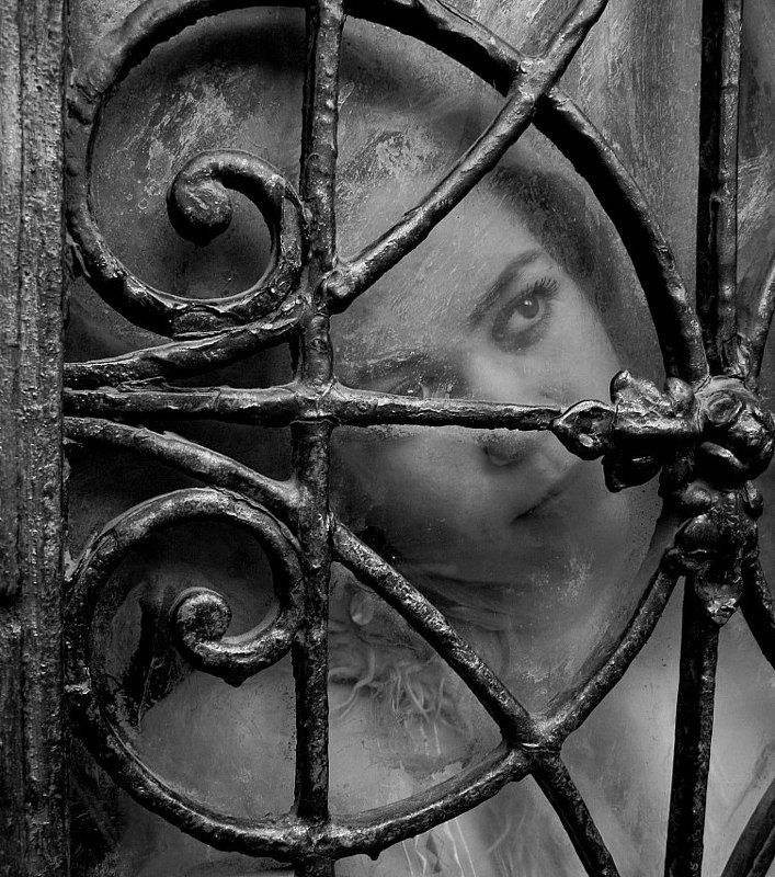 .....до чего ж порою невыносимо слушать тишину......photo preview