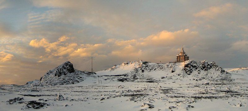 храм святой троици, антарктика, беллинсгаузен А из нашего окошка...photo preview