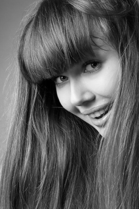 портрет,девушка.эмоции радостьphoto preview